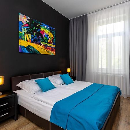 Skackava - Beautiful New Apartment In Direct Centrum, 24H Self Check-In Besztercebánya Kültér fotó