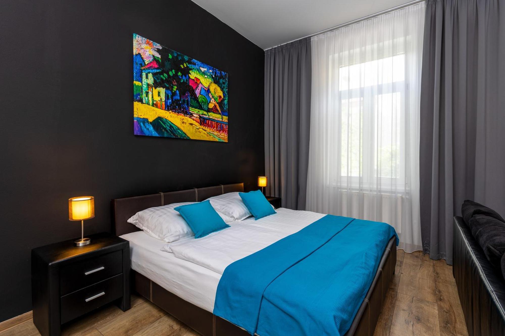 Skackava - Beautiful New Apartment In Direct Centrum, 24H Self Check-In Besztercebánya Kültér fotó