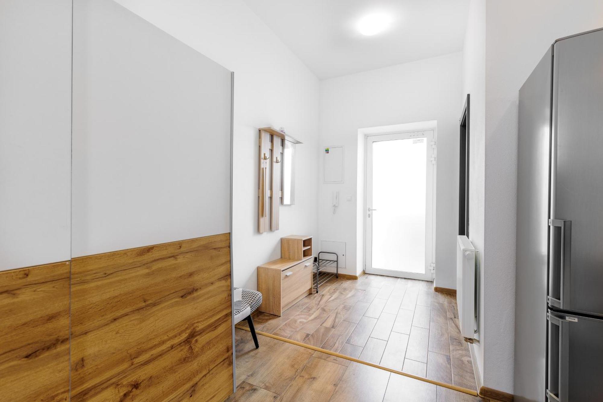 Skackava - Beautiful New Apartment In Direct Centrum, 24H Self Check-In Besztercebánya Kültér fotó